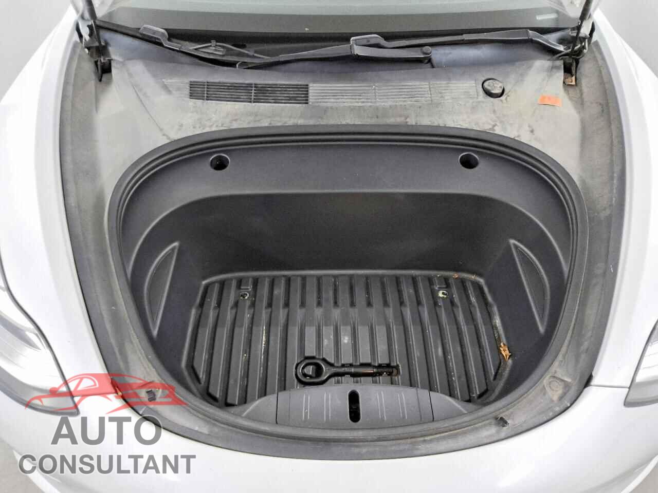TESLA MODEL 3 2020 - 5YJ3E1EAXLF805113