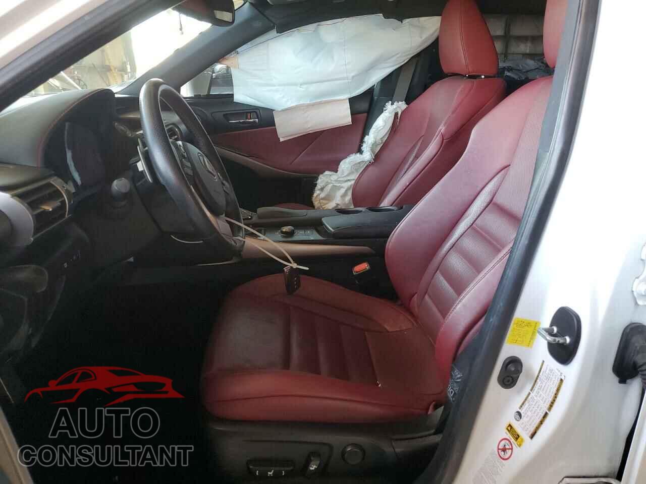 LEXUS IS 2015 - JTHBF1D28F5052365