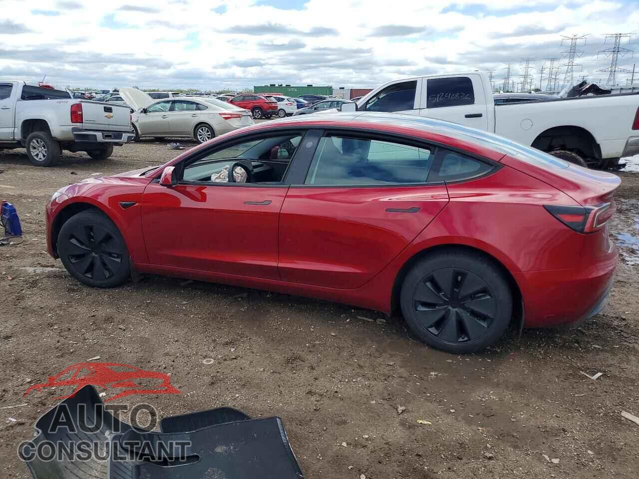 TESLA MODEL 3 2025 - 5YJ3E1EAXSF918185