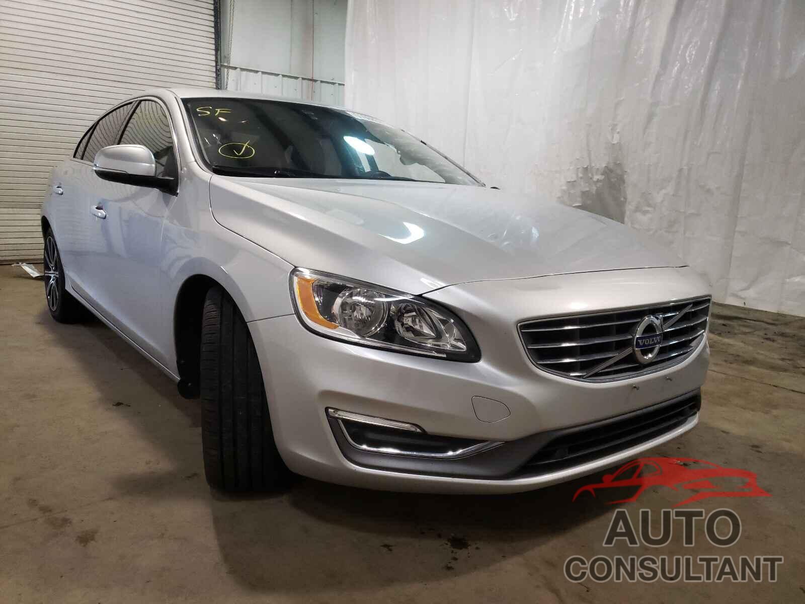 VOLVO S60 2017 - LYV402TK2HB141466