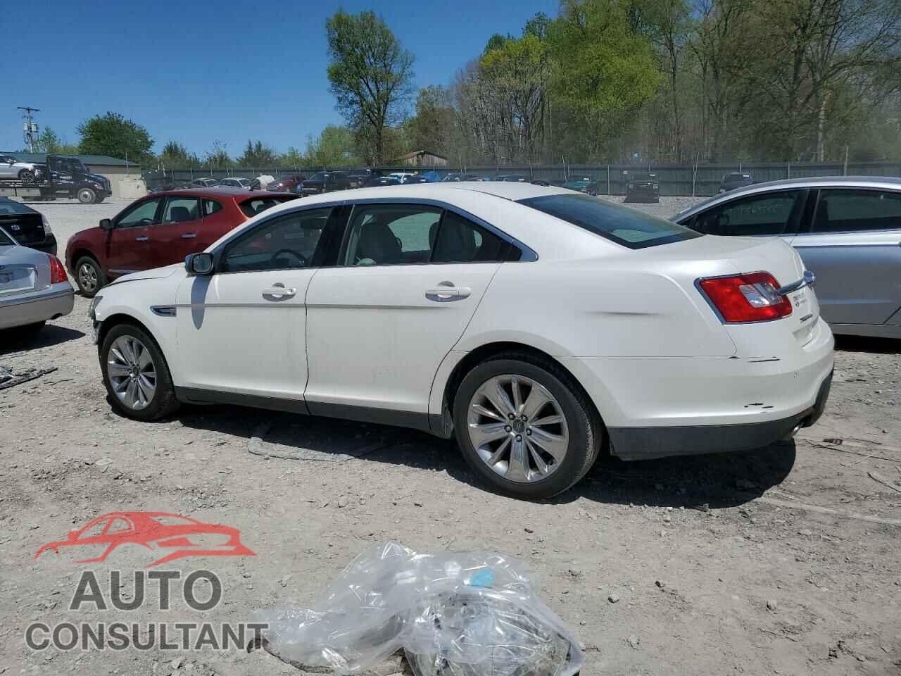 FORD TAURUS 2012 - 1FAHP2FW8CG112066