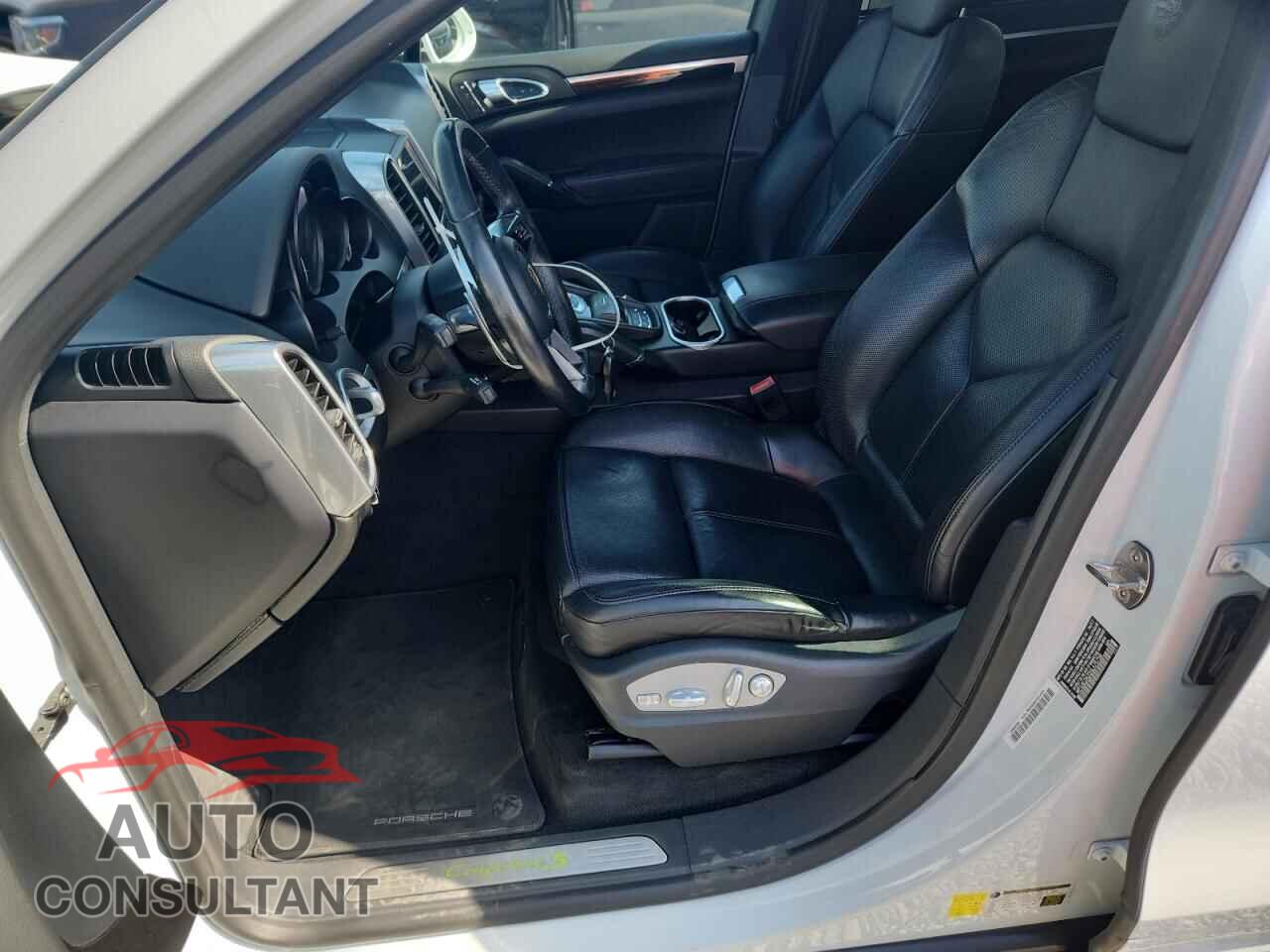 PORSCHE CAYENNE 2017 - WP1AE2A20HLA75758