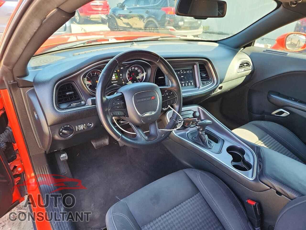 DODGE CHALLENGER 2018 - 2C3CDZAG0JH242175