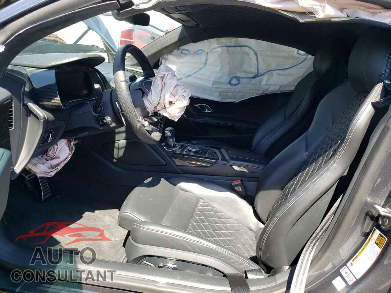 AUDI R8 2021 - WUAKBAFX7M7900472