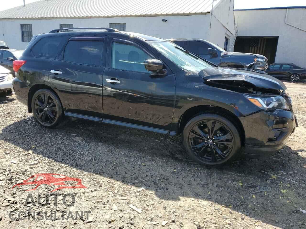 NISSAN PATHFINDER 2018 - 5N1DR2MMXJC646447