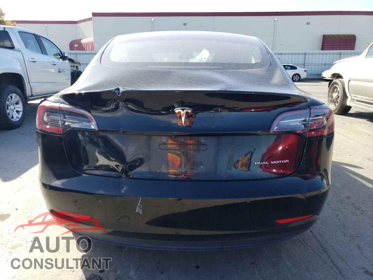 TESLA MODEL 3 2018 - 5YJ3E1EB0JF149140