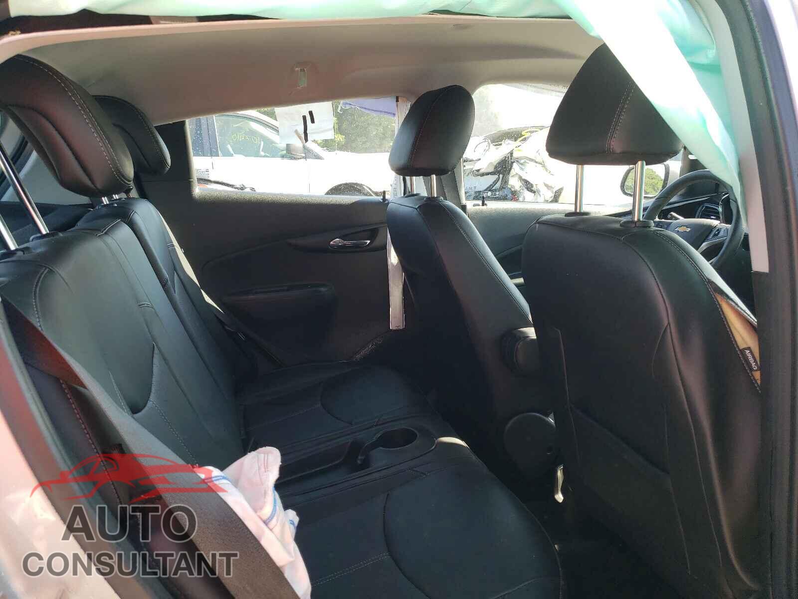 CHEVROLET SPARK 2018 - KL8CF6SA9JC429134