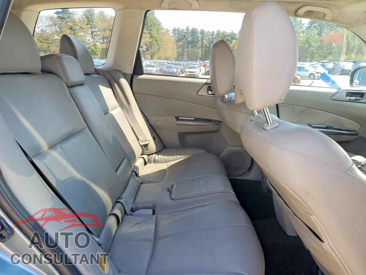 SUBARU FORESTER 2011 - JF2SHAEC3BH745700
