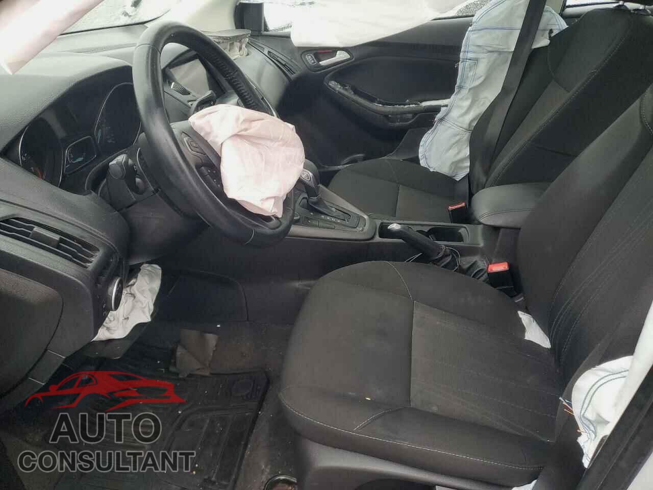 FORD FOCUS 2017 - 1FADP3H27HL209885