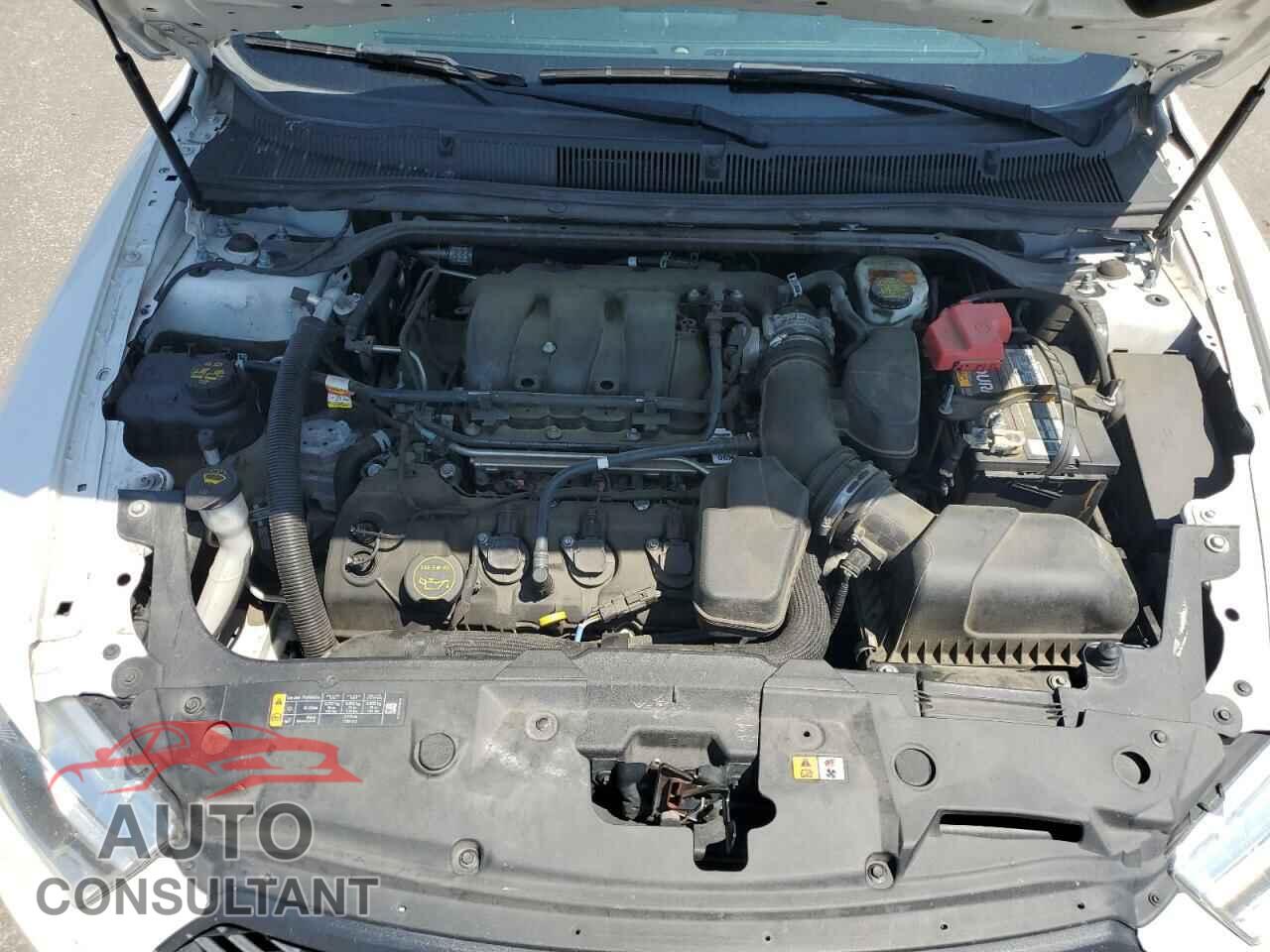 FORD TAURUS 2015 - 1FAHP2E81FG202036