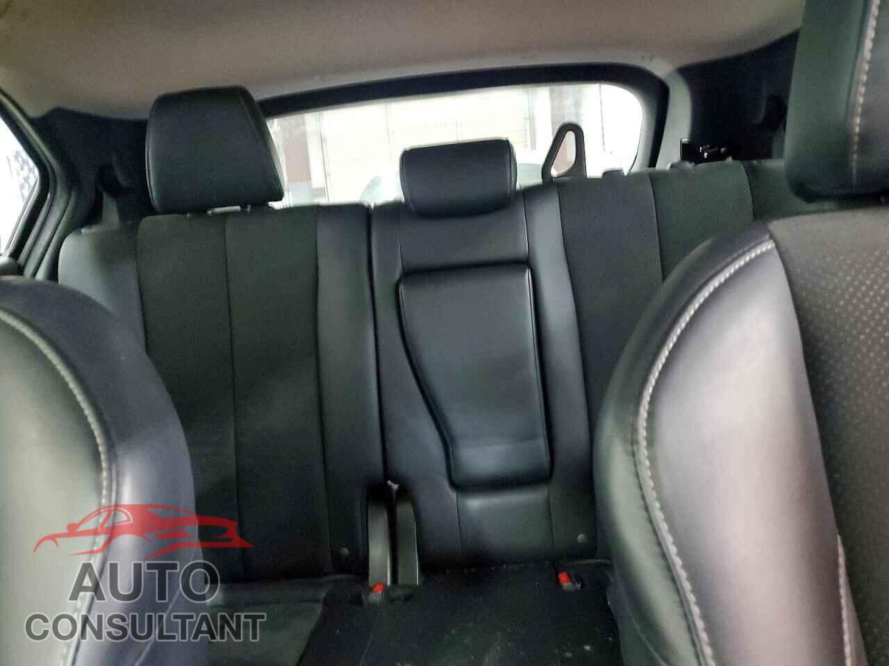 MITSUBISHI ECLIPSE 2024 - JA4ATWAA6RZ044982