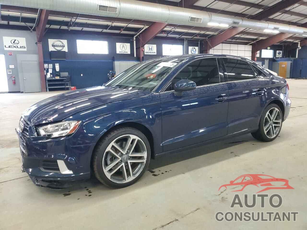 AUDI A3 2018 - WAUB8GFF9J1004305