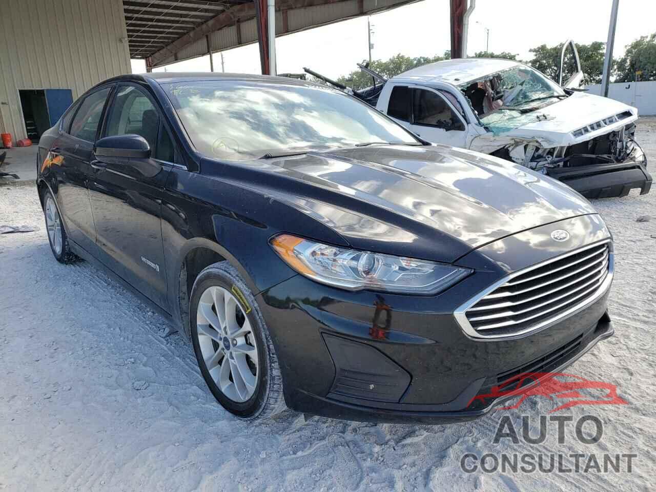 FORD FUSION 2019 - 3FA6P0LU9KR182052