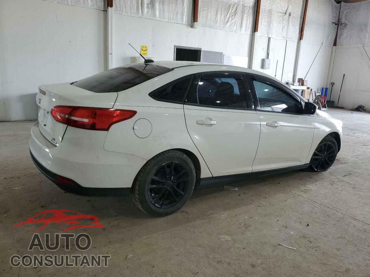 FORD FOCUS 2016 - 1FADP3F26GL404670