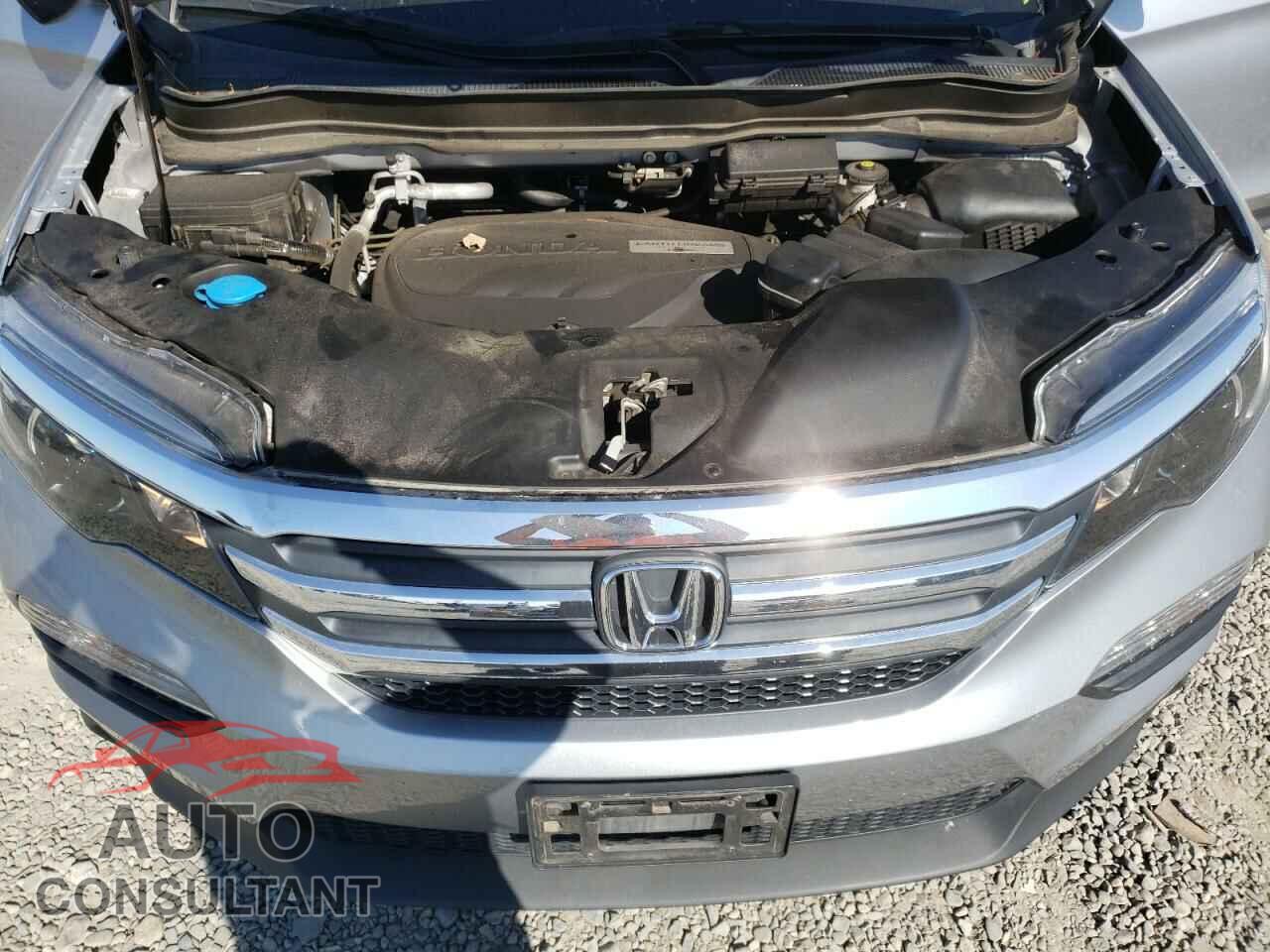 HONDA PILOT 2018 - 5FNYF6H19JB005332