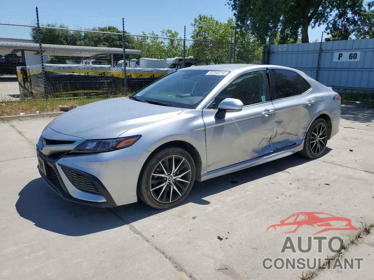 TOYOTA CAMRY 2022 - 4T1G11AK2NU678262