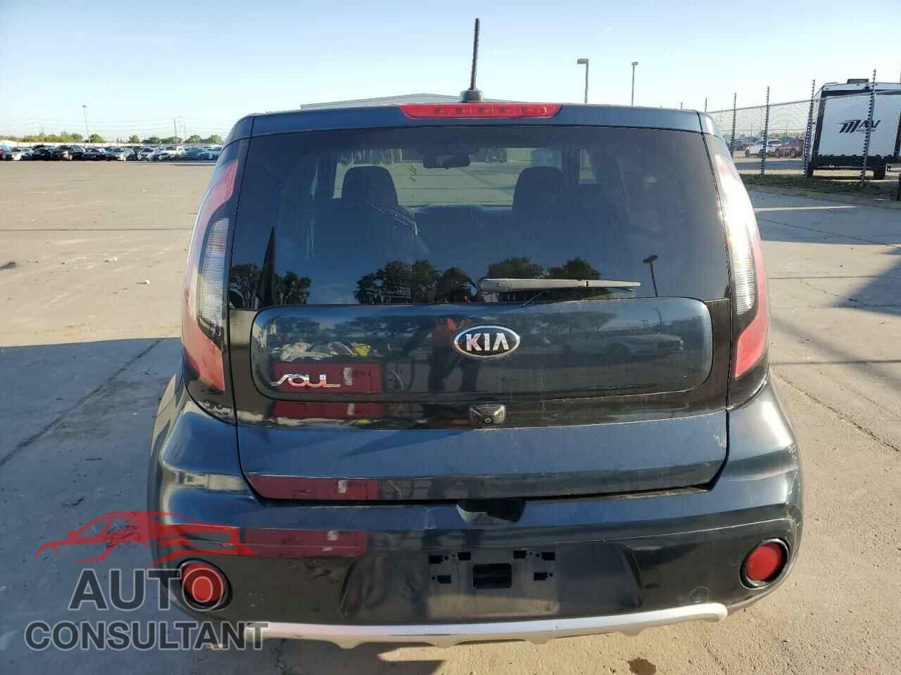 KIA SOUL 2018 - KNDJP3A52J7568366