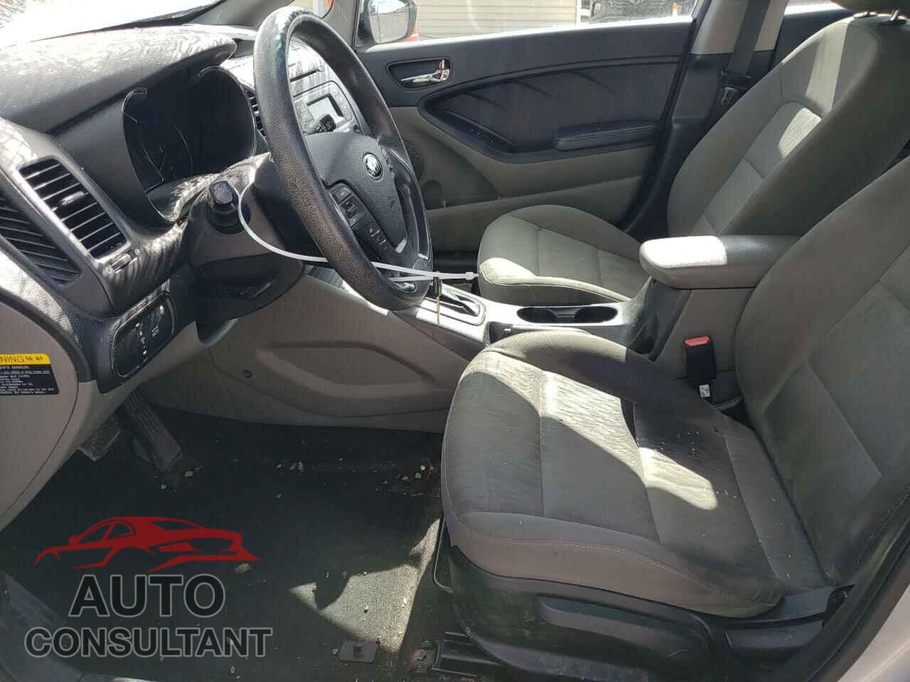 KIA FORTE 2015 - KNAFK4A64F5433196