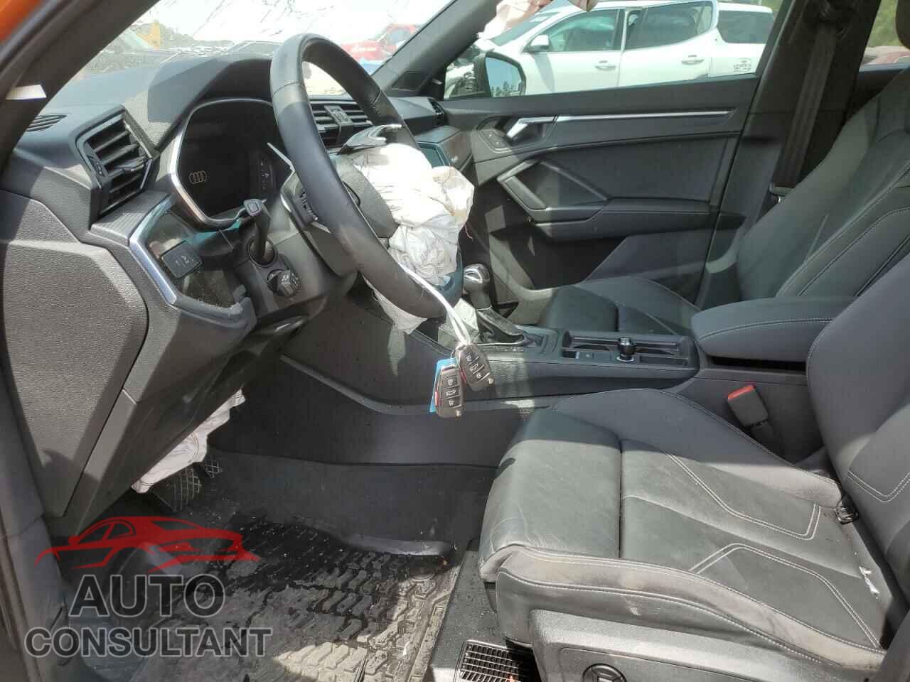 AUDI Q3 2022 - WA1EECF36N1069443