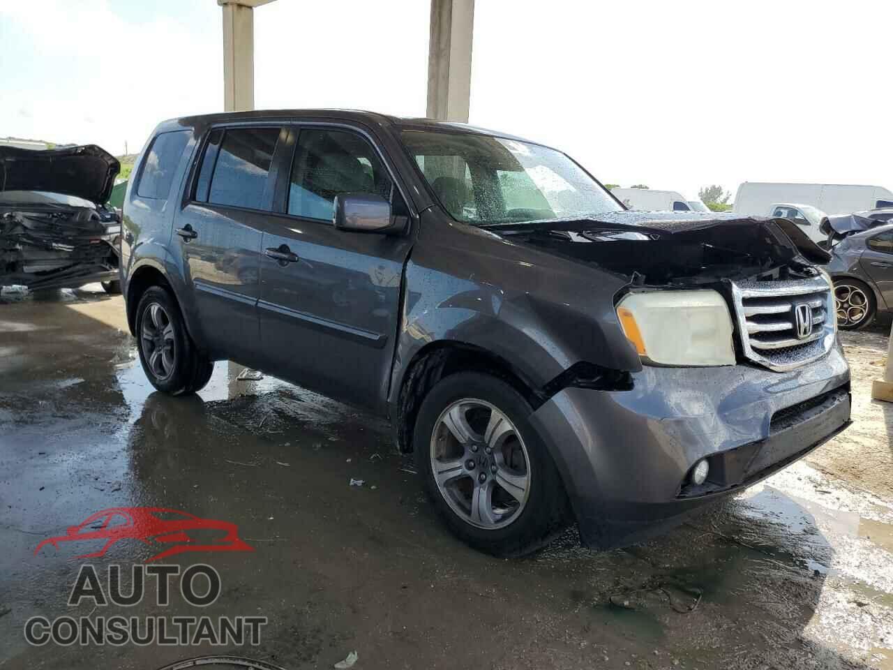 HONDA PILOT 2015 - 5FNYF3H30FB034600
