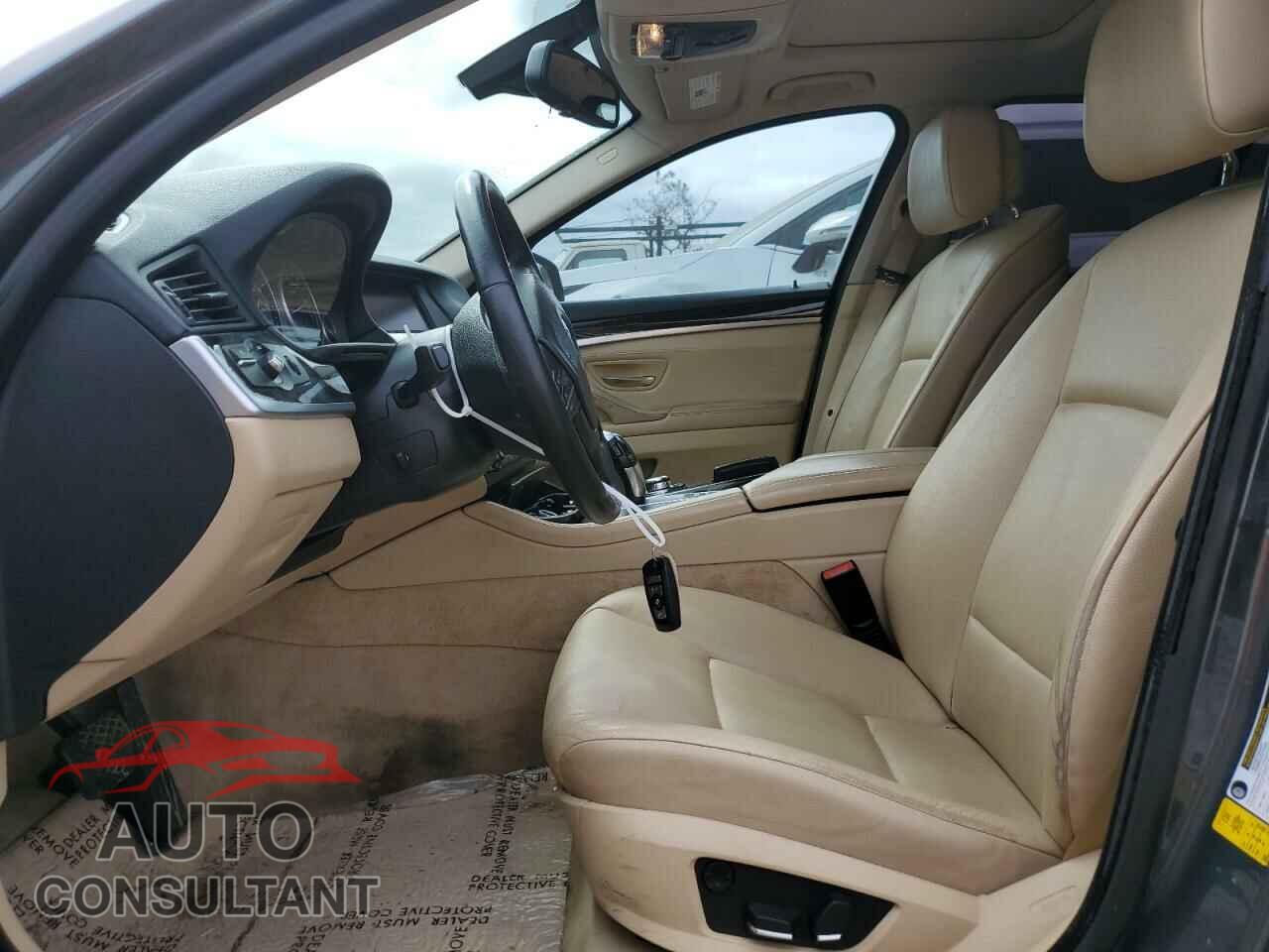 BMW 5 SERIES 2011 - WBAFR1C55BC750294