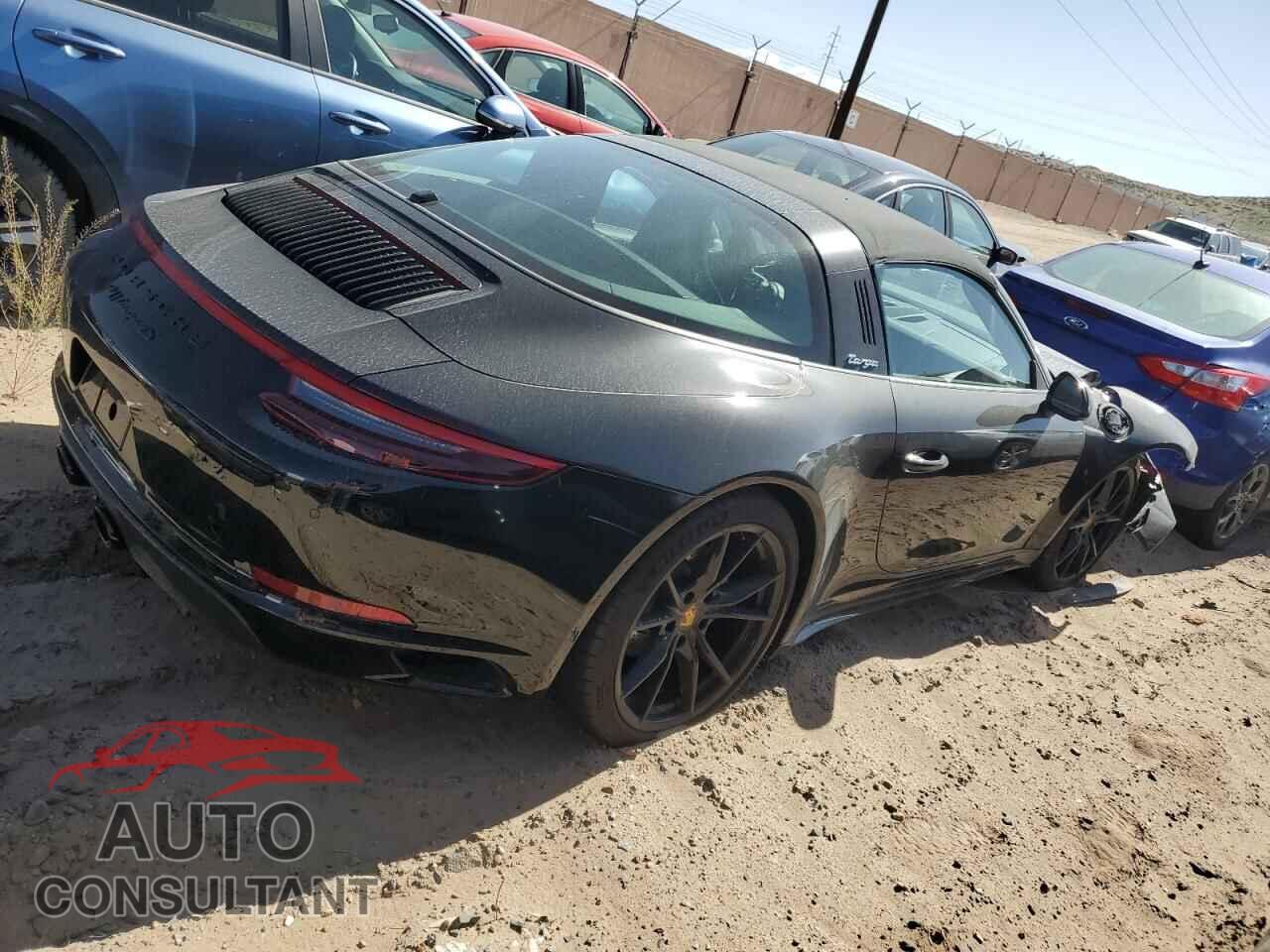 PORSCHE 911 2019 - WP0BB2A98KS126397