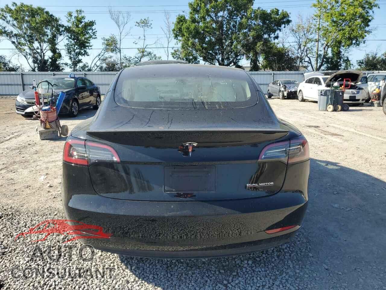 TESLA MODEL 3 2023 - 5YJ3E1ECXPF668858