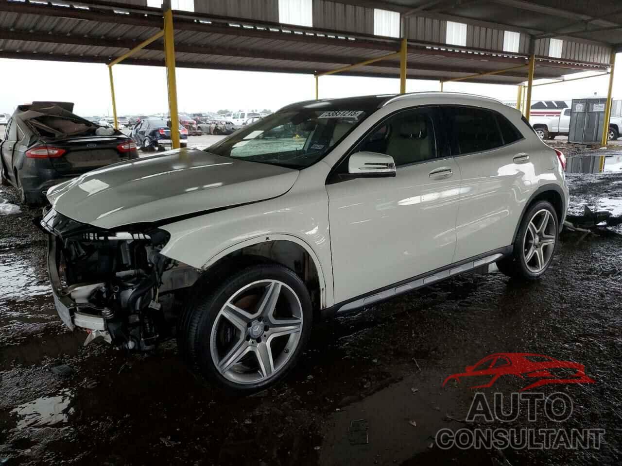 MERCEDES-BENZ GLA-CLASS 2015 - WDCTG4EB6FJ141212