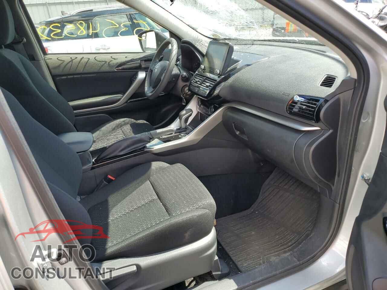MITSUBISHI ECLIPSE 2022 - JA4ATVAA8NZ012846