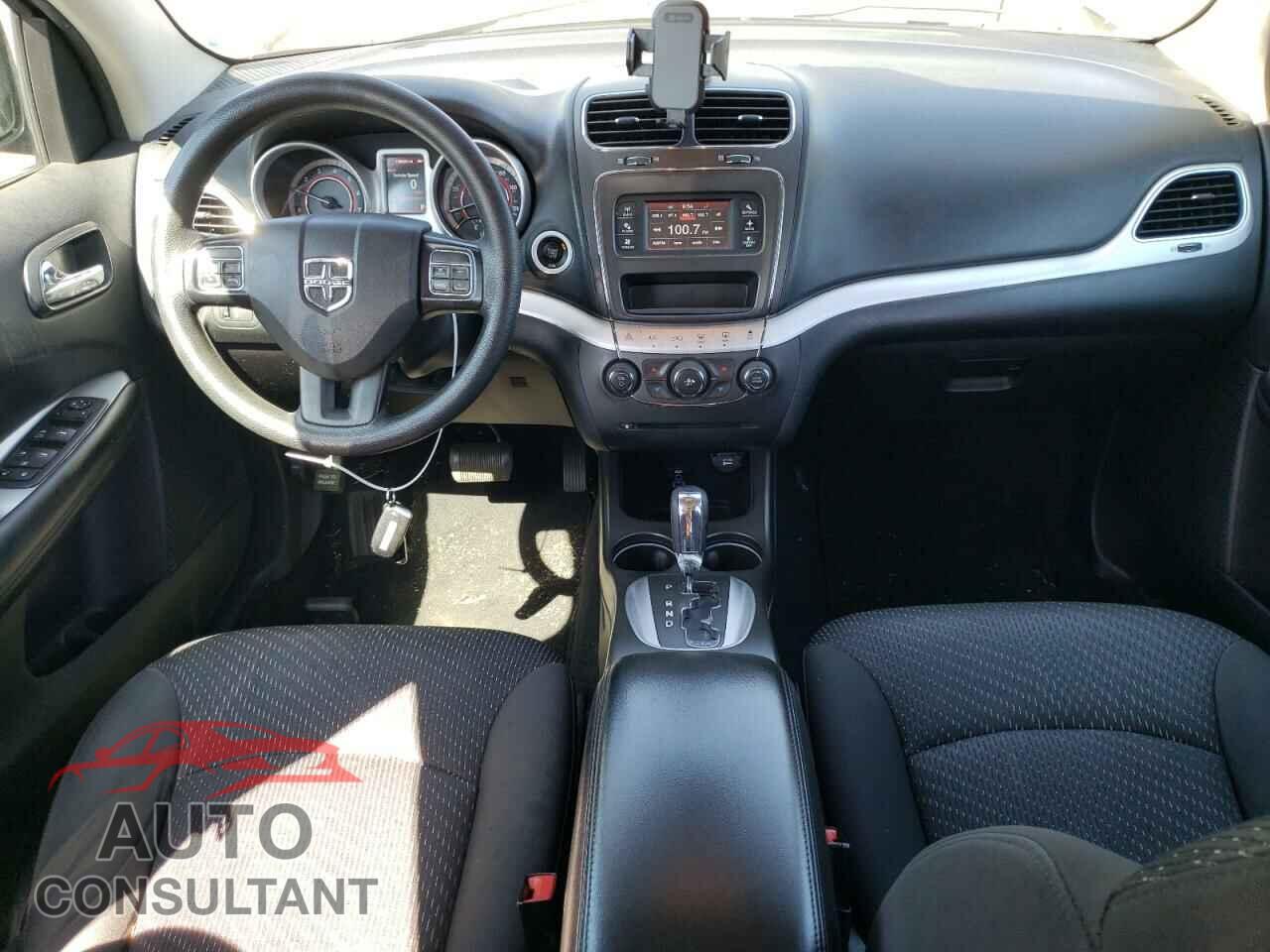 DODGE JOURNEY 2017 - 3C4PDDBG4HT608395