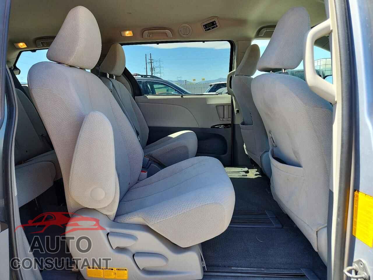 TOYOTA All Models 2013 - 5TDKK3DC8DS285252