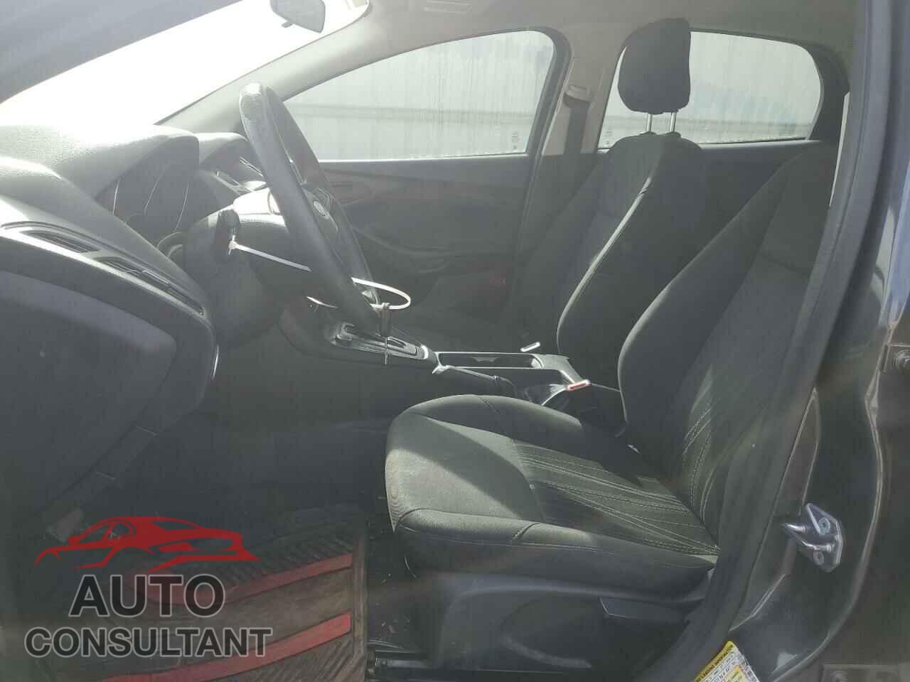 FORD FOCUS 2017 - 1FADP3E20HL227620