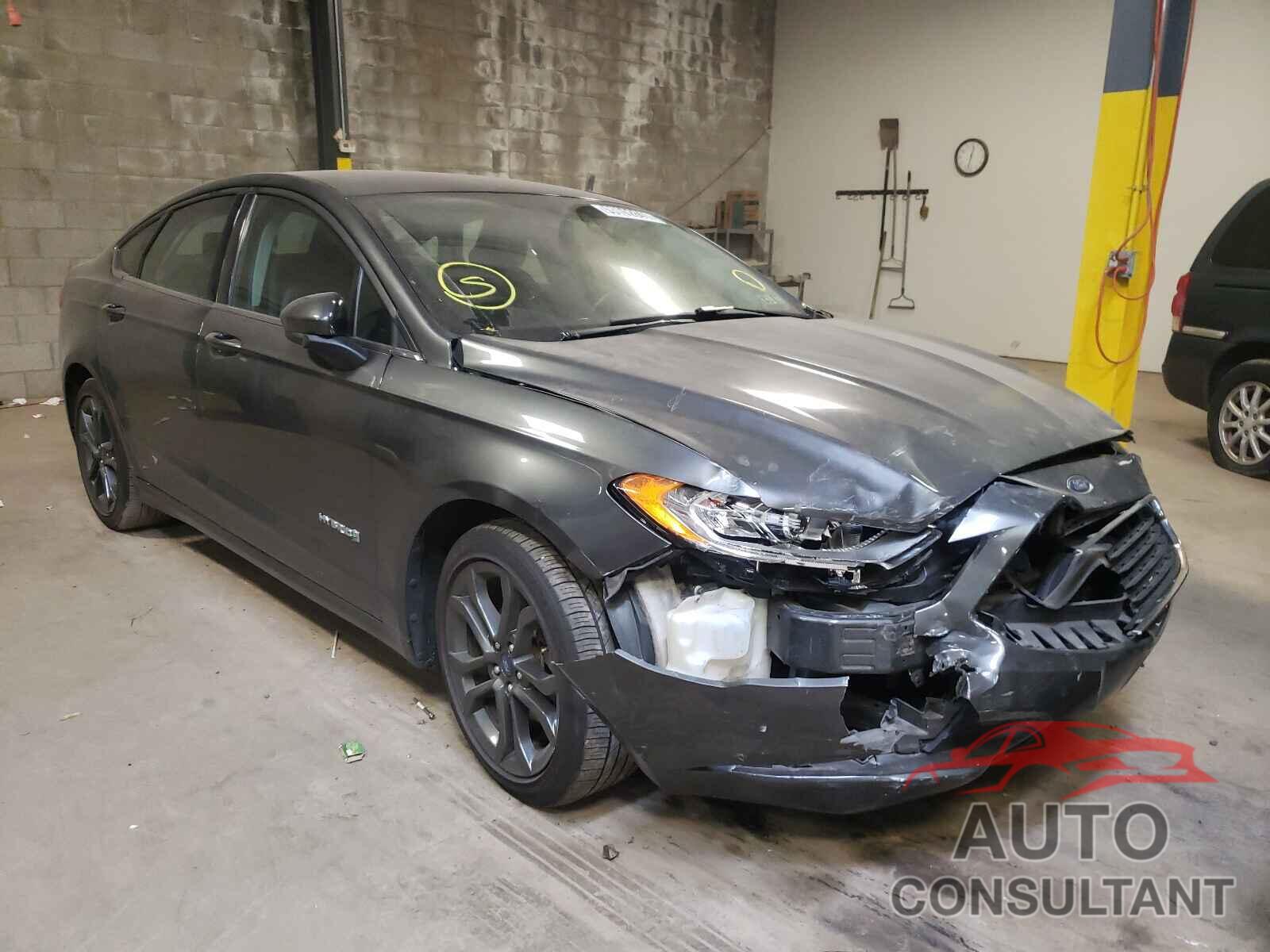 FORD FUSION 2018 - 3FA6P0LU4JR102445