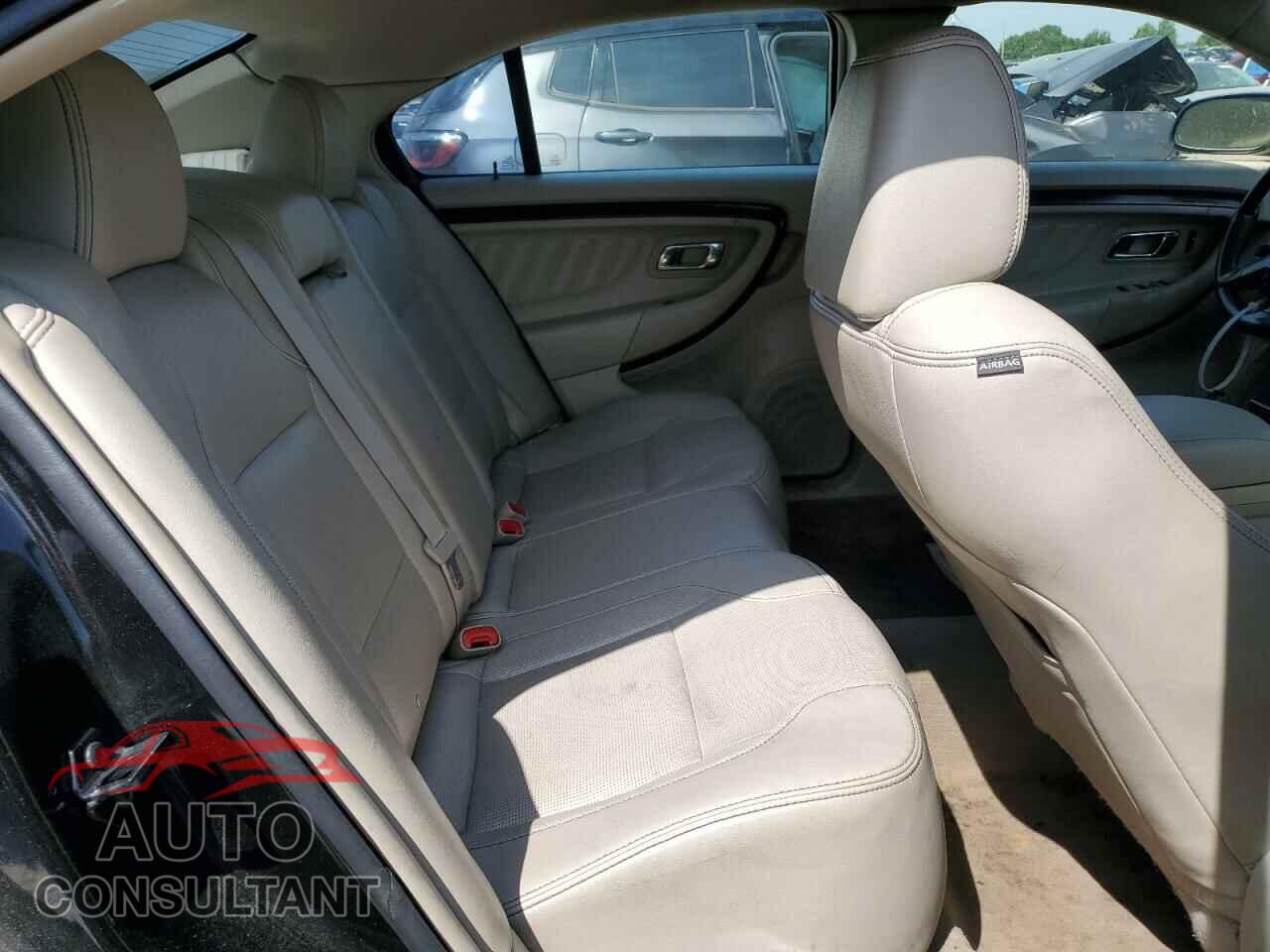 FORD TAURUS 2011 - 1FAHP2FW5BG164964