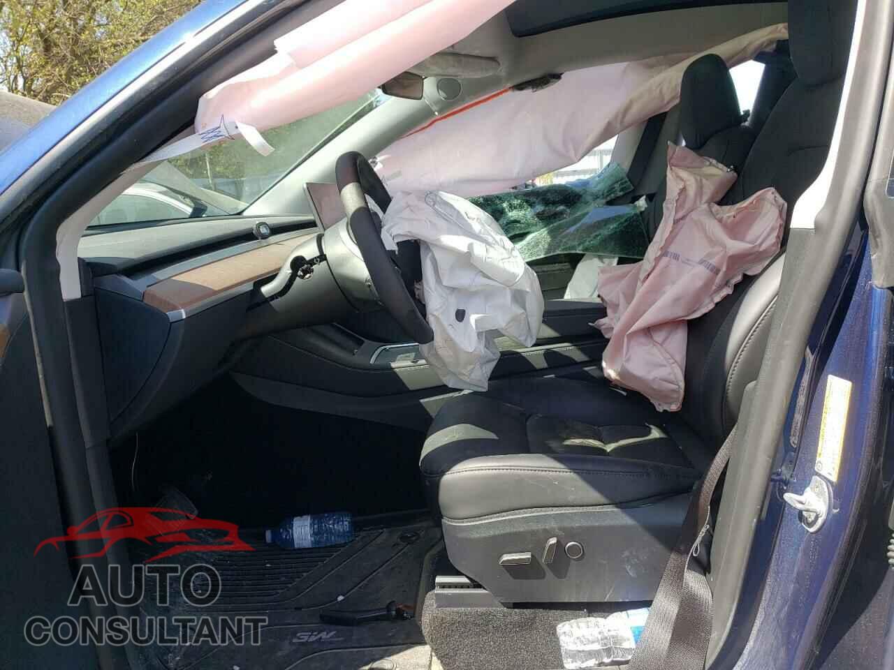 TESLA MODEL Y 2024 - 7SAYGDEE2RF083216