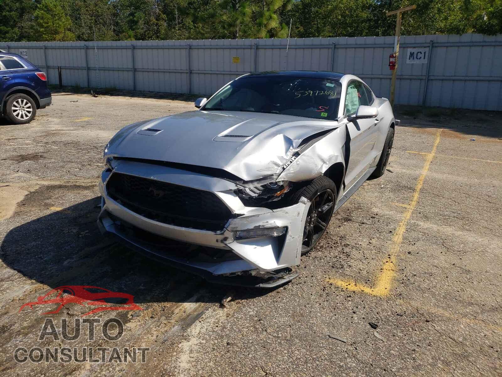 FORD MUSTANG 2019 - 1FA6P8TH2K5103552