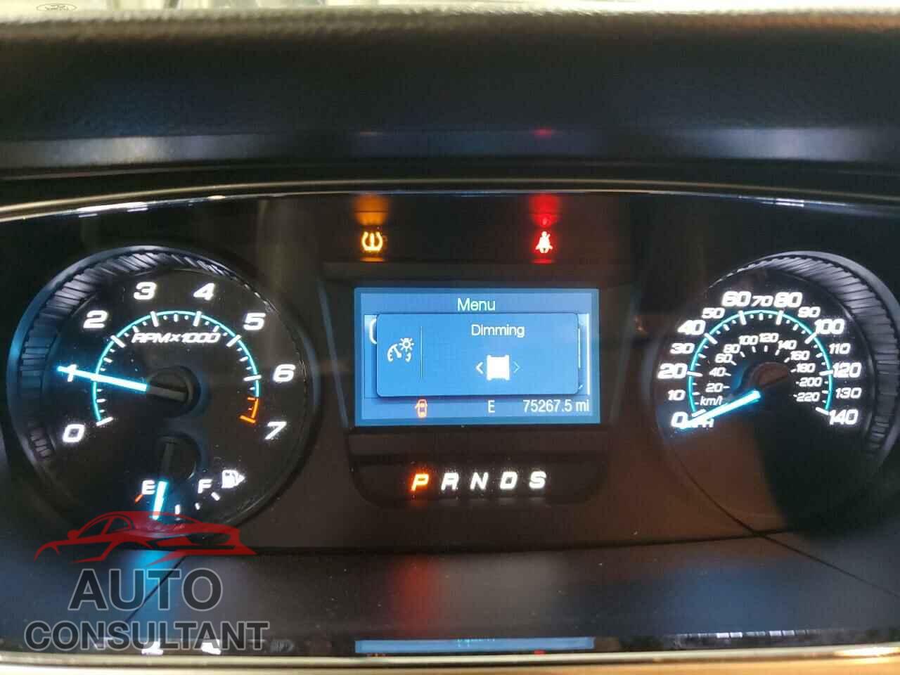 FORD TAURUS 2019 - 1FAHP2E84KG100921