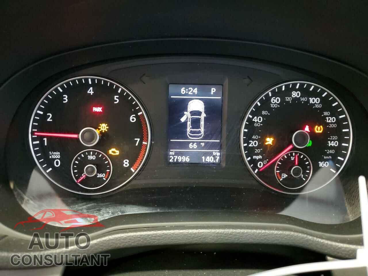 VOLKSWAGEN PASSAT 2015 - 1VWBT7A32FC120193