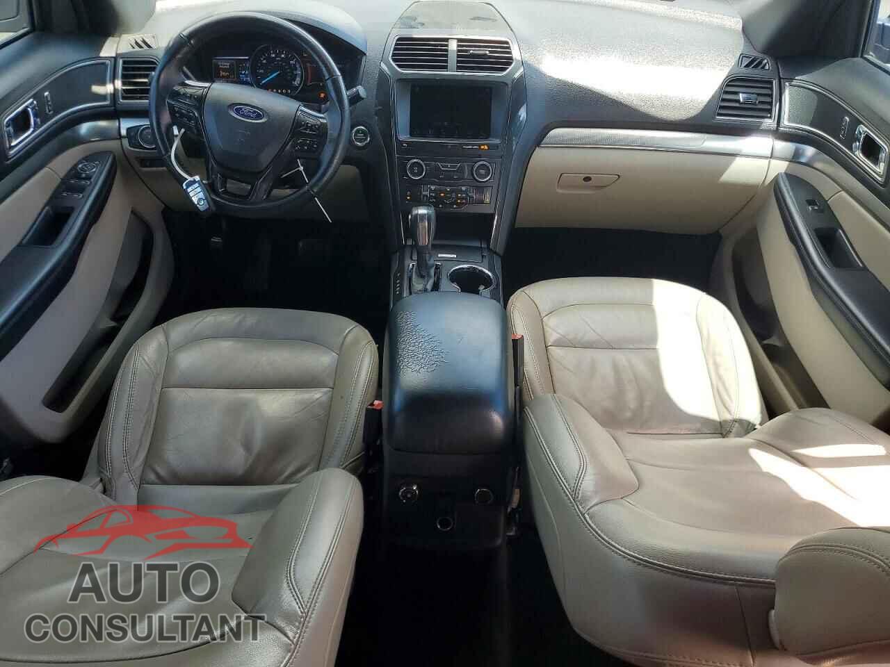 FORD EXPLORER 2018 - 1FM5K7D80JGB52194