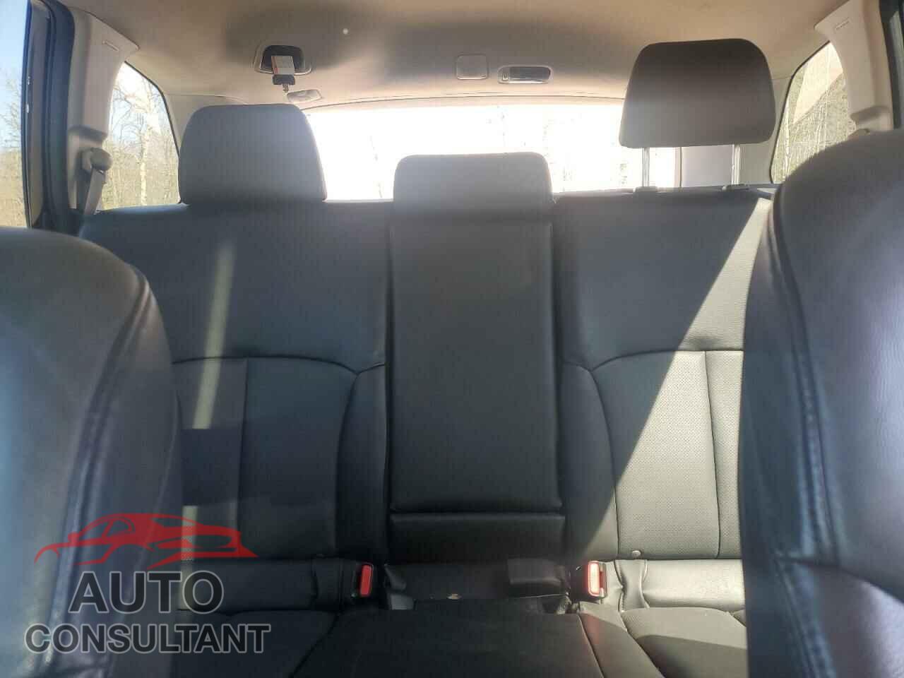 SUBARU OUTBACK 2014 - 4S4BRGMC4E3282821