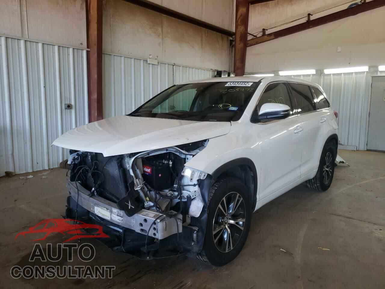TOYOTA HIGHLANDER 2017 - 5TDZZRFH2HS205472