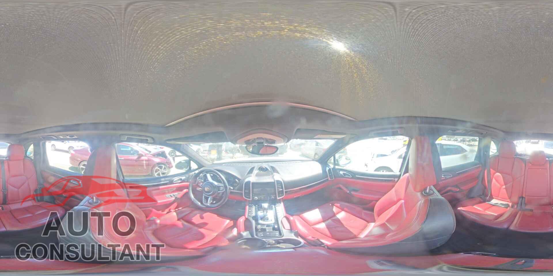 PORSCHE CAYENNE 2017 - WP1AB2A25HLA52601