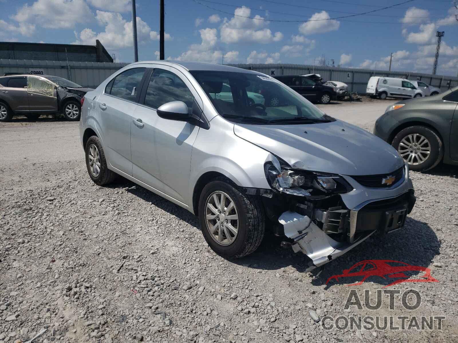 CHEVROLET SONIC 2017 - 1G1JD5SH4H4126237