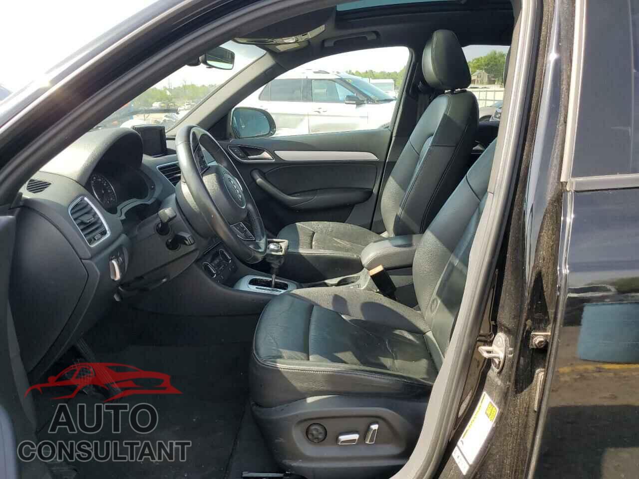 AUDI Q3 2018 - WA1ECCFS2JR026131