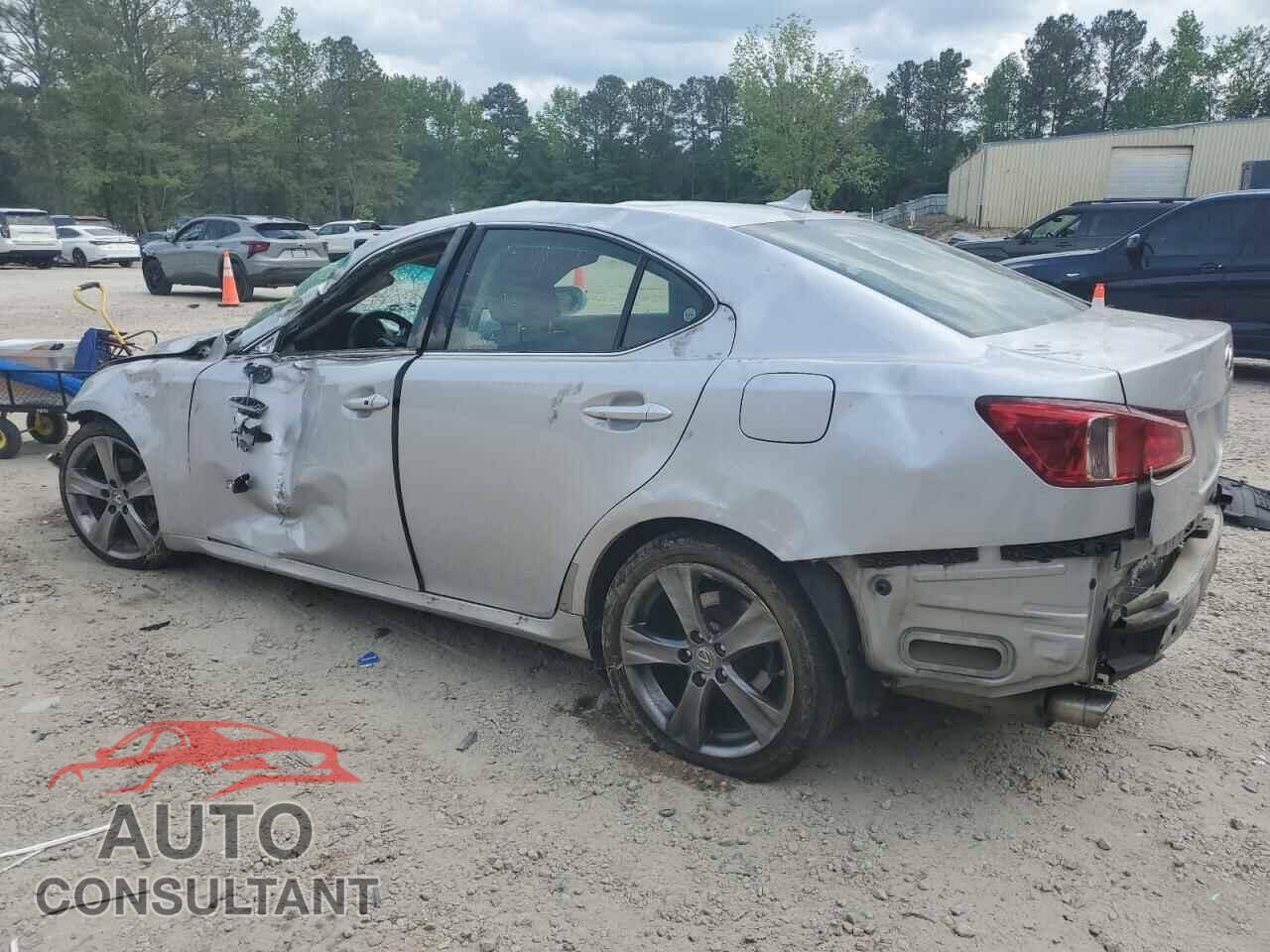 LEXUS IS 2012 - JTHBF5C21C5167037