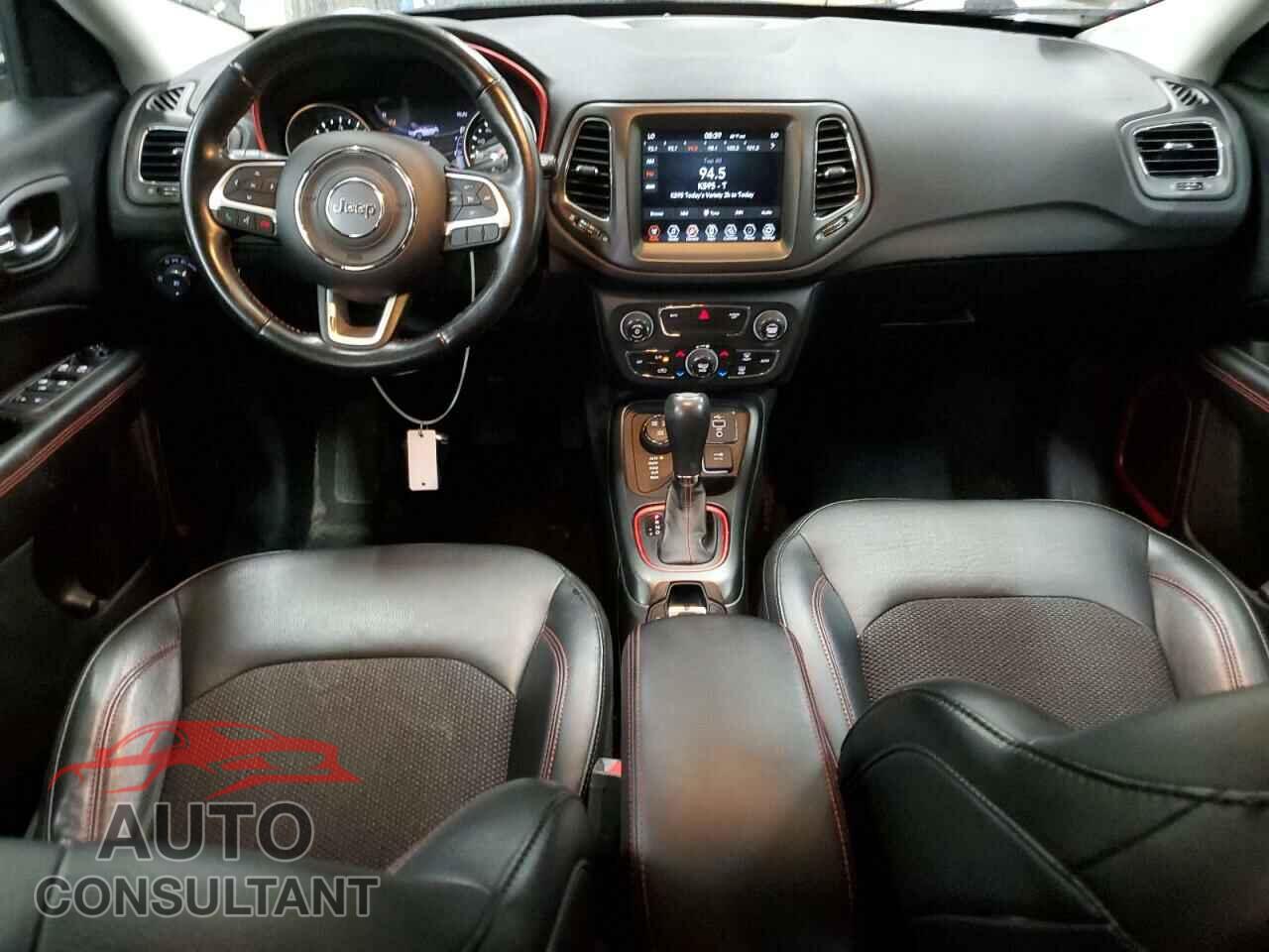JEEP COMPASS 2020 - 3C4NJDDB1LT165732