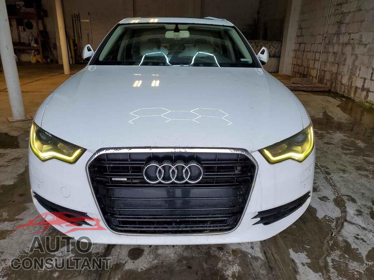 AUDI A6 2012 - WAUBGAFC4CN006836