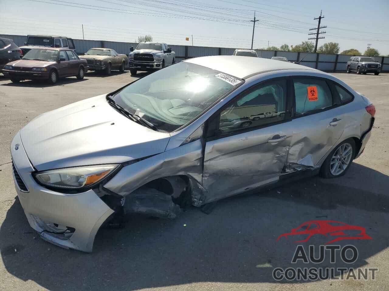 FORD FOCUS 2015 - 1FADP3F28FL241020