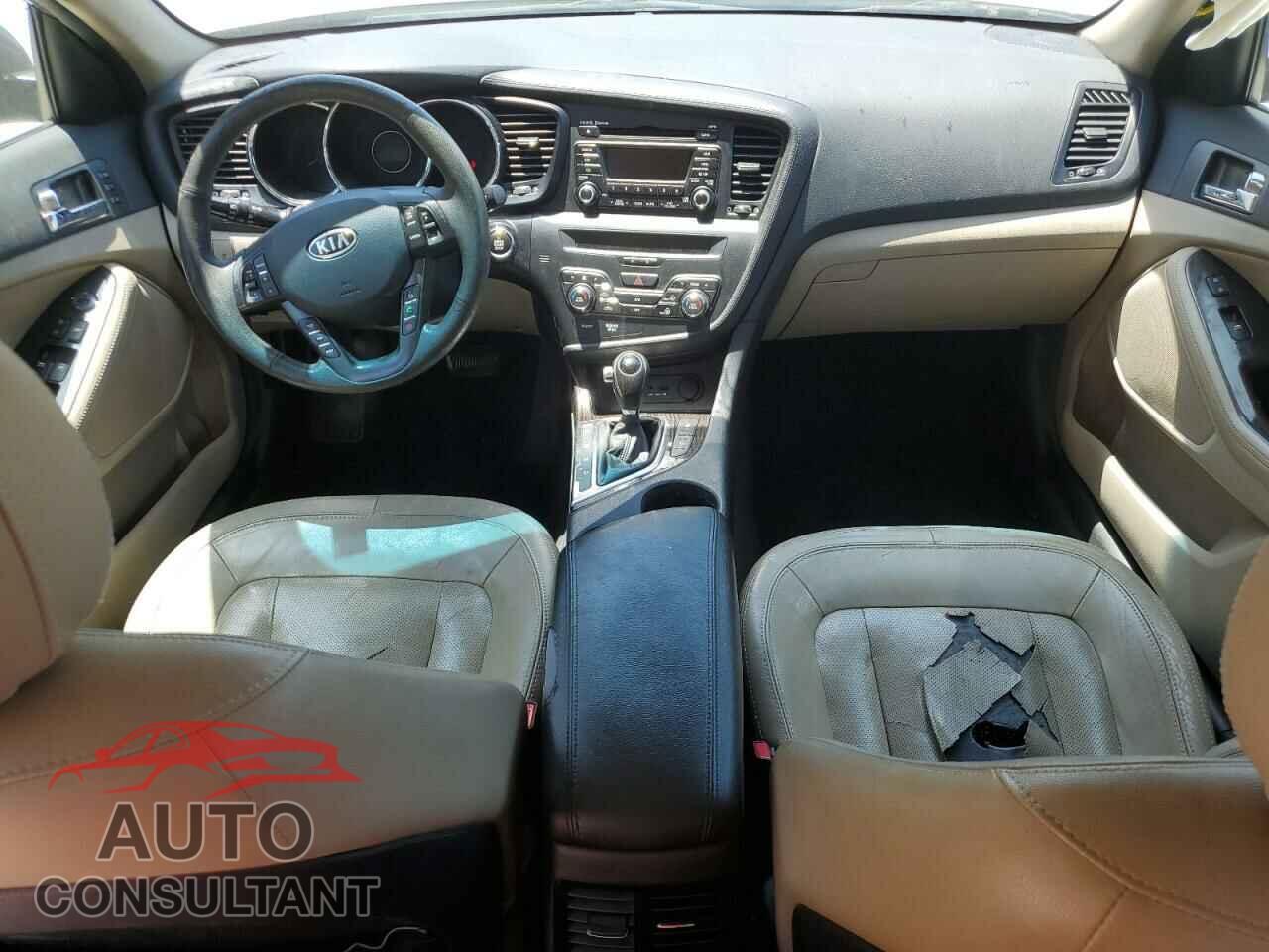 KIA OPTIMA 2011 - KNAGN4A79B5168225