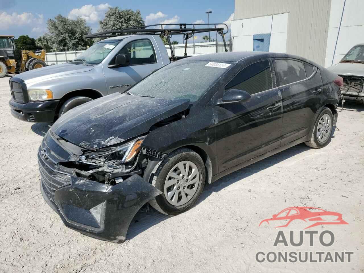 HYUNDAI ELANTRA 2019 - 5NPD74LF0KH489946